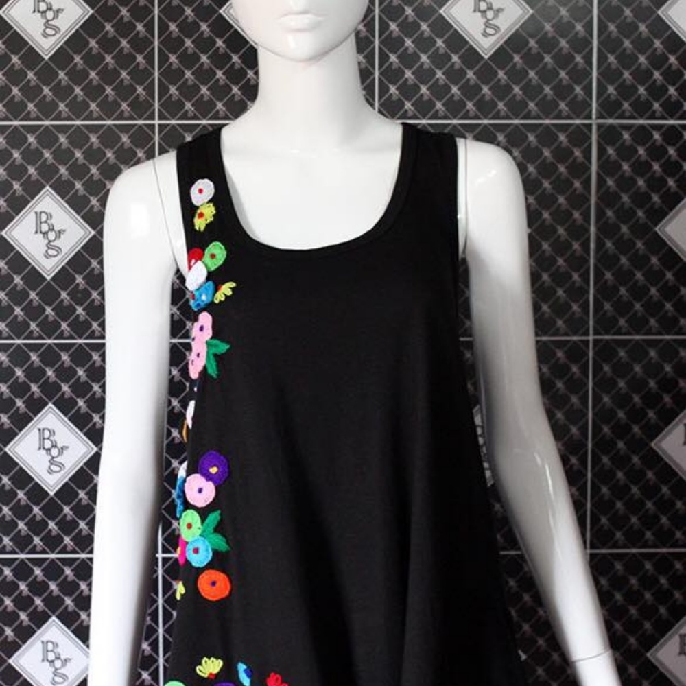 "NEW" Women's flowy tank tops (sando) - Picture 2 of 4